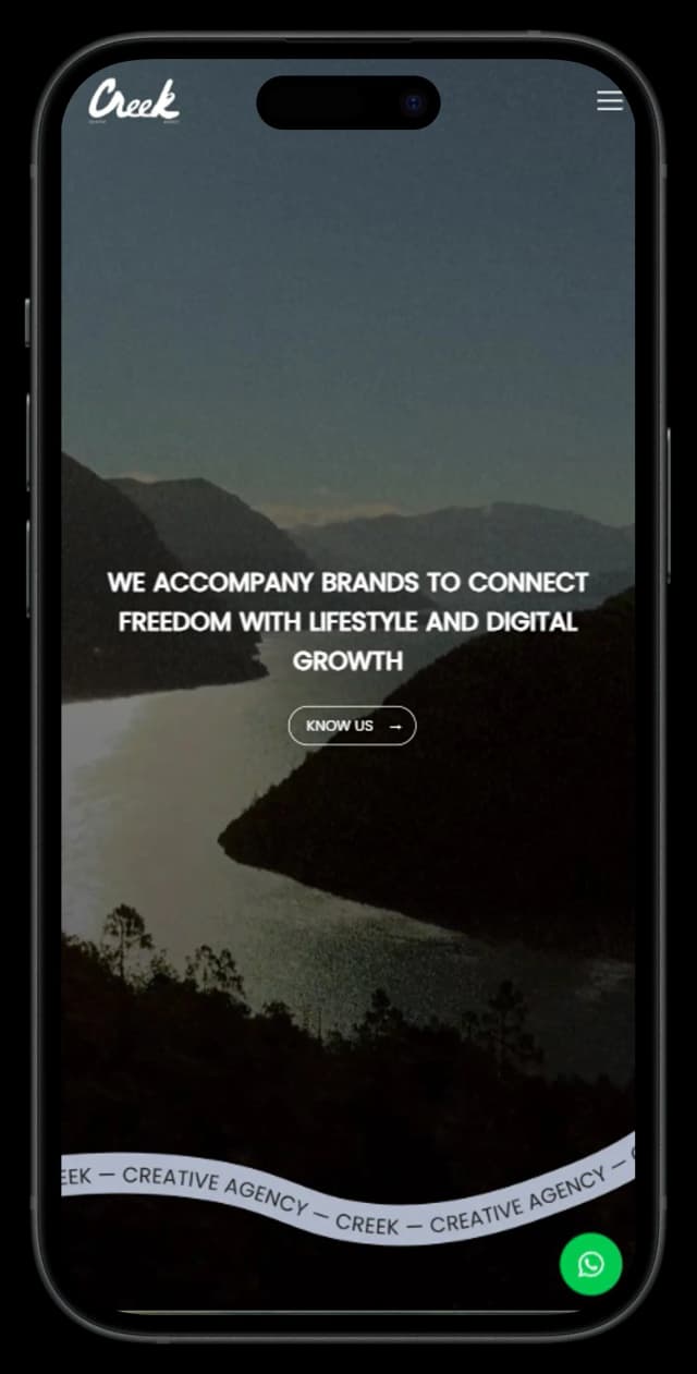 Mockup de página web en móvil